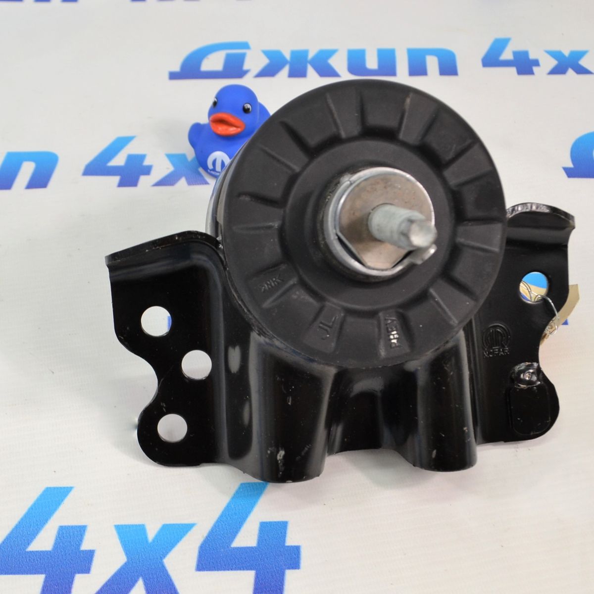 Опора двигателя Jeep Wrangler JL V2.0 4XE (правая) 68412216AB