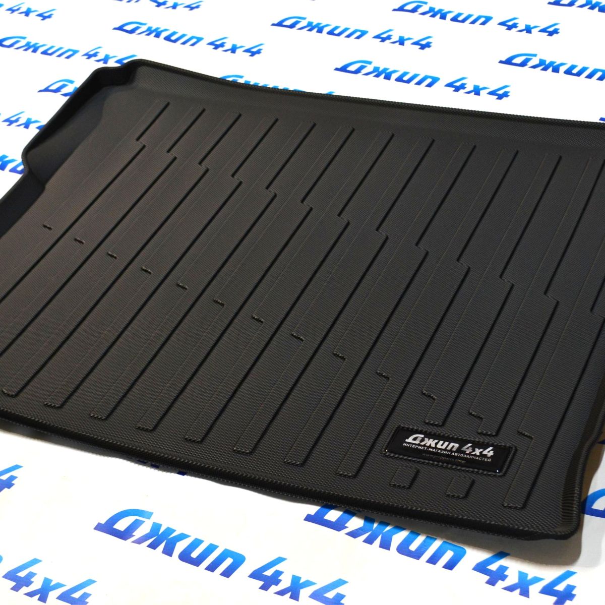 Ковер в багажник Jeep Wrangler JL 5 дверей (с сабвуфером) 82216626AB