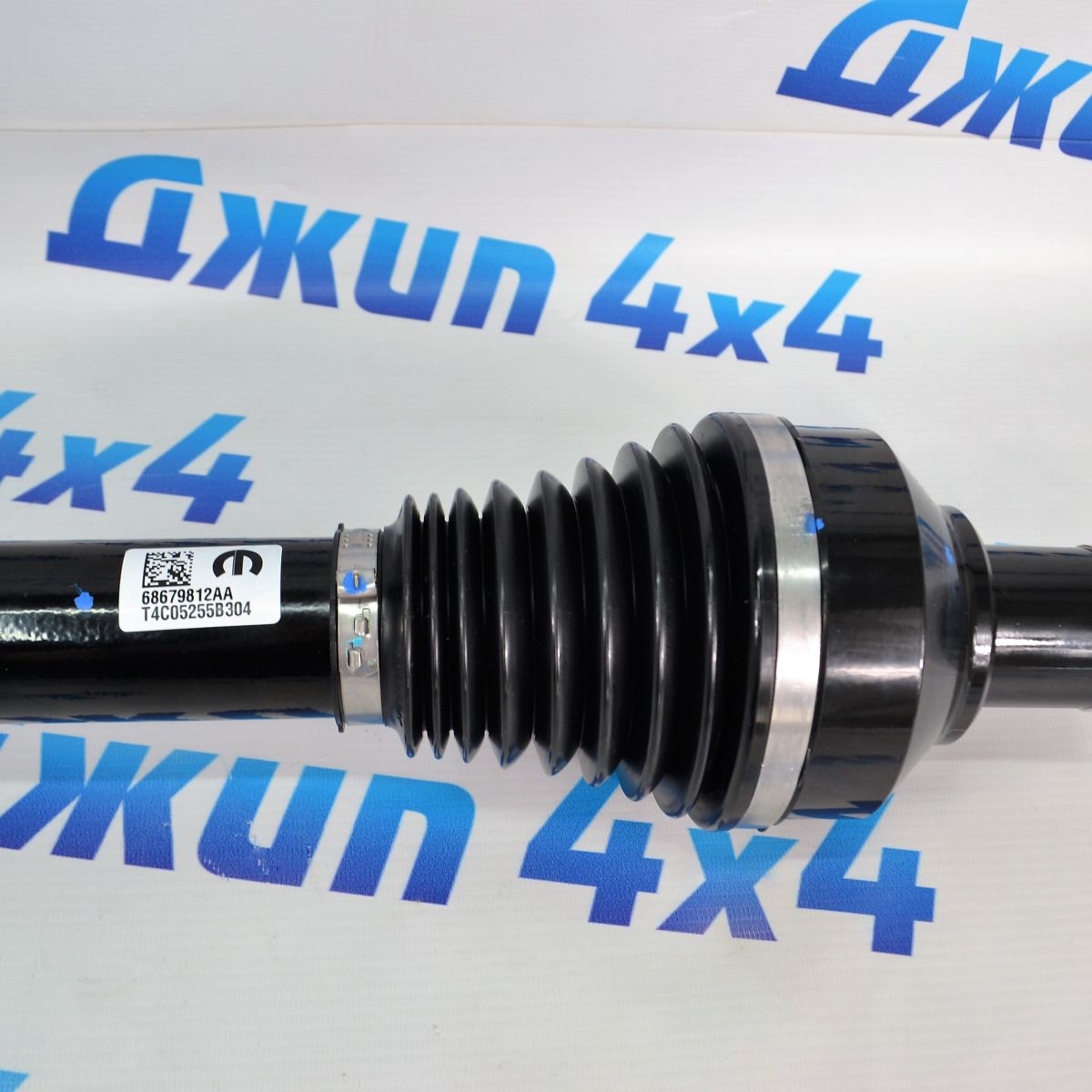 Привод передний Dodge Ram TRX (правый/левый) 68679812AA