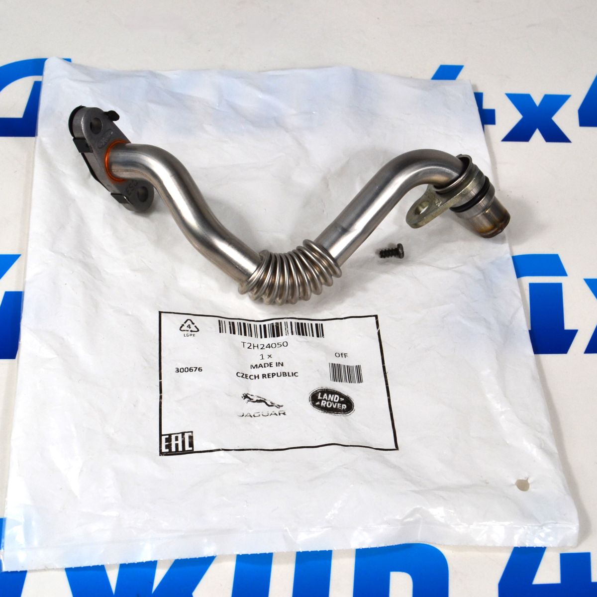 Трубка слива масла с турбины 3.0TD Land Rover Discovery/Range Rover/Range Rover Sport T2H24050