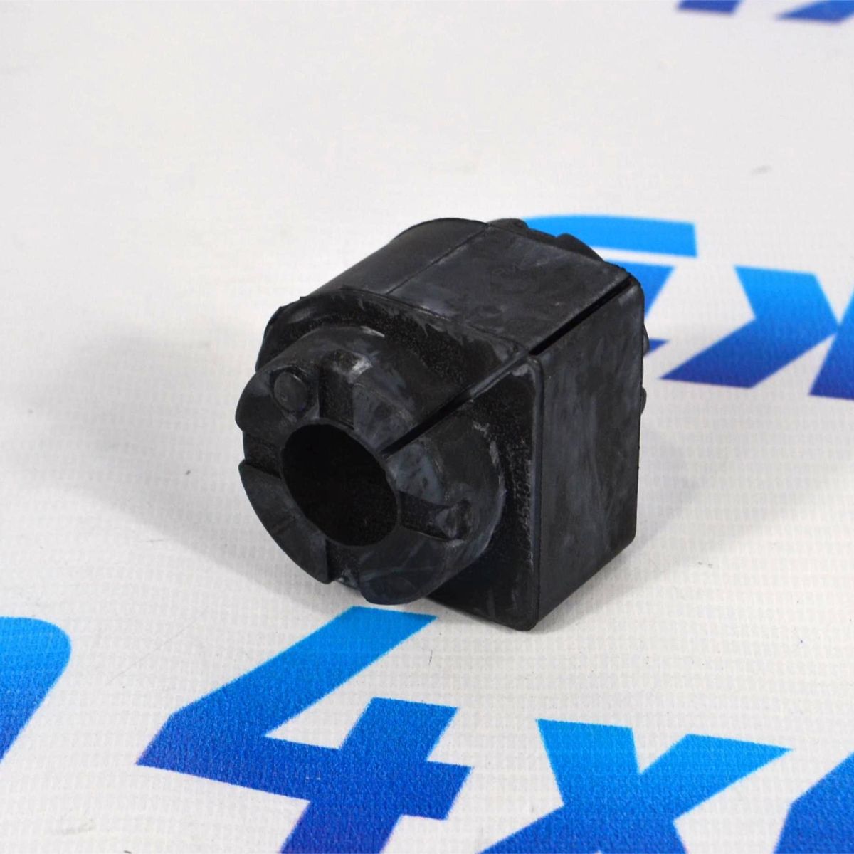 Втулка переднего стабилизатора Range Rover Evoque LR030743