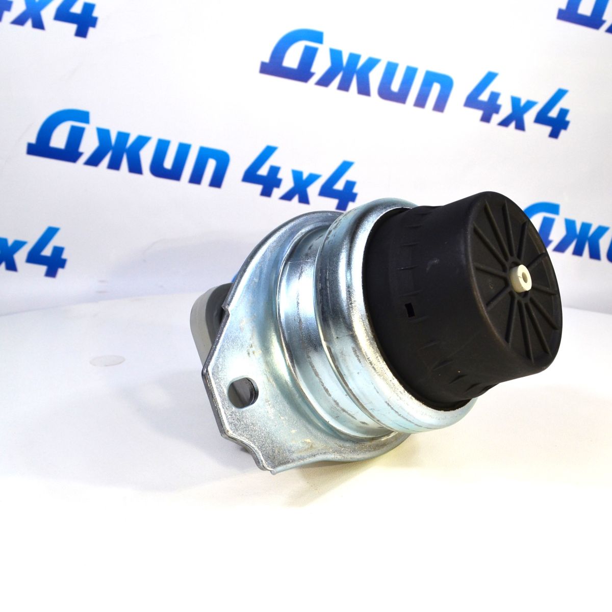 Опора двигателя Land Rover Discovery L319/Range Rover Sport L320 V3.0TD LR014113
