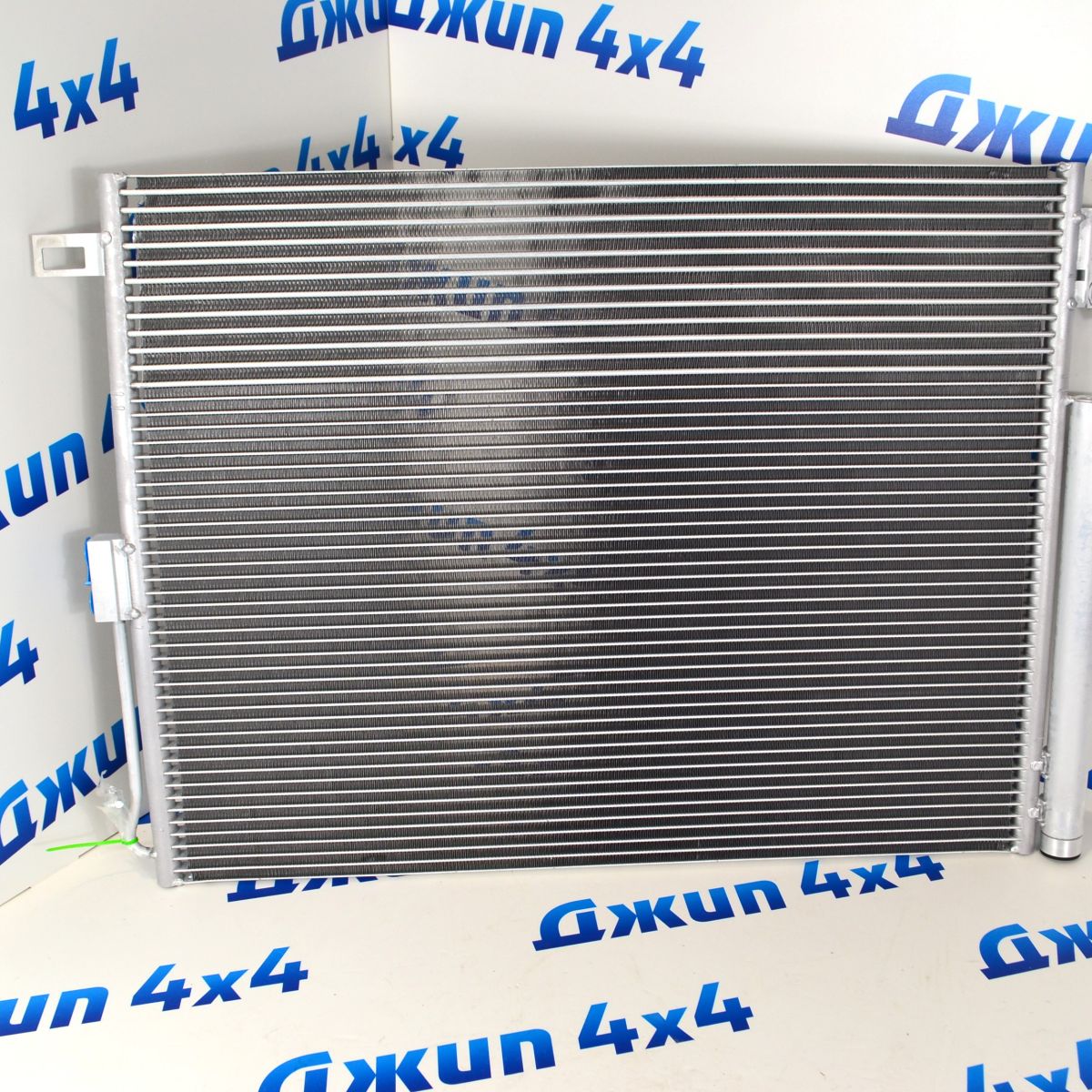 Радиатор кондиционера Jeep Grand Cherokee WK2/Dodge Durango WD 55038003AG