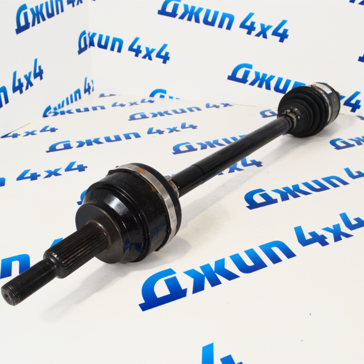 Привод задний Jeep Grand Cherokee WK2 (правый/левый) 68193664AB