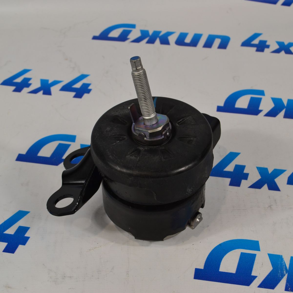 Опора двигателя левая Jeep Wrangler JL V2.0T 68271527AC