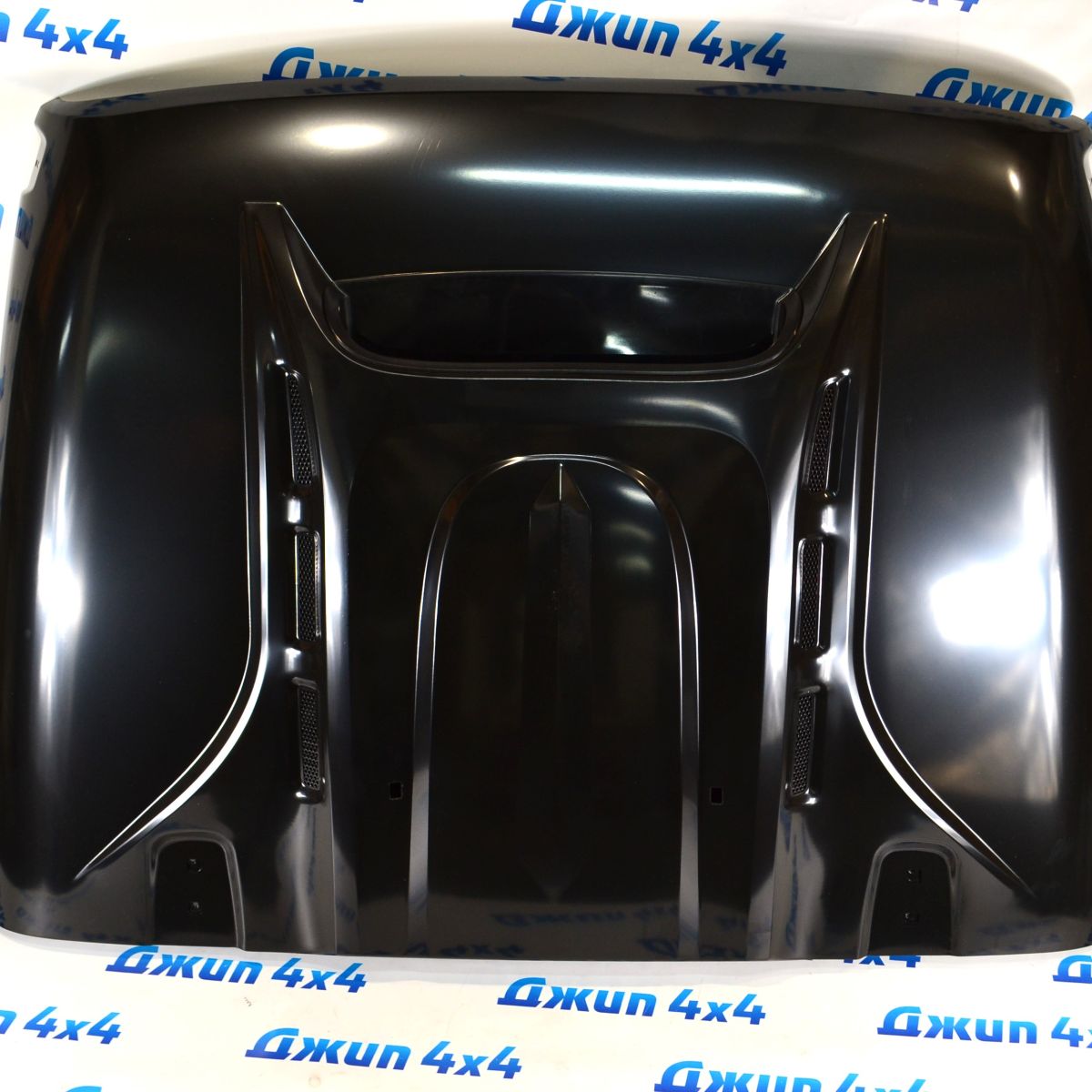 Капот с центральным воздуховодом Jeep Wrangler Rubicon JL/Jeep Gladiator JT 68281949AE
