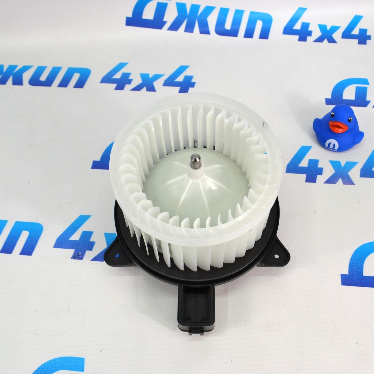 Мотор отопителя салона Jeep Wrangler JL/Jeep Gladiator 68301851AA