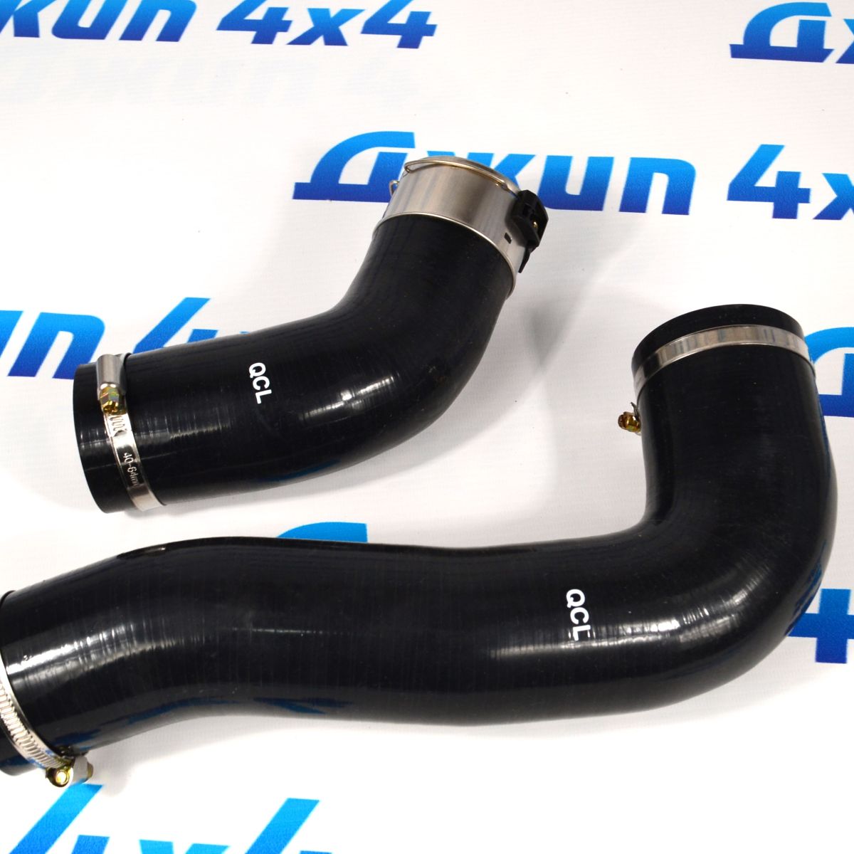 Патрубок турбины к интеркуллеру Jeep Grand Cherokee WK2 V3.0CRD 52014481AG