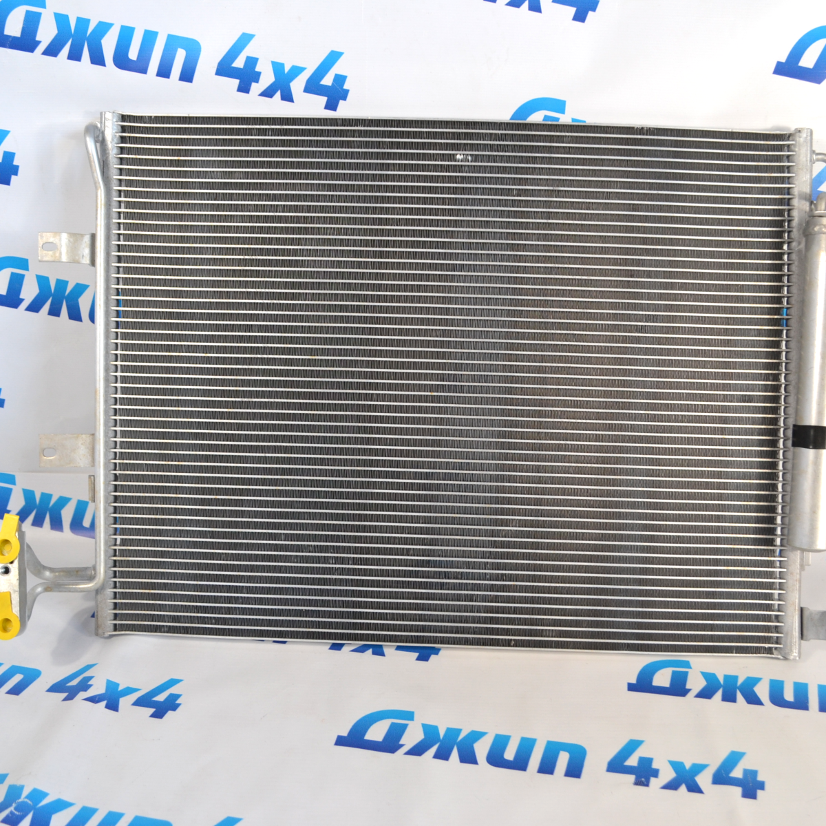 Радиатор кондиционера Range Rover L322 V3.6TD LR097939