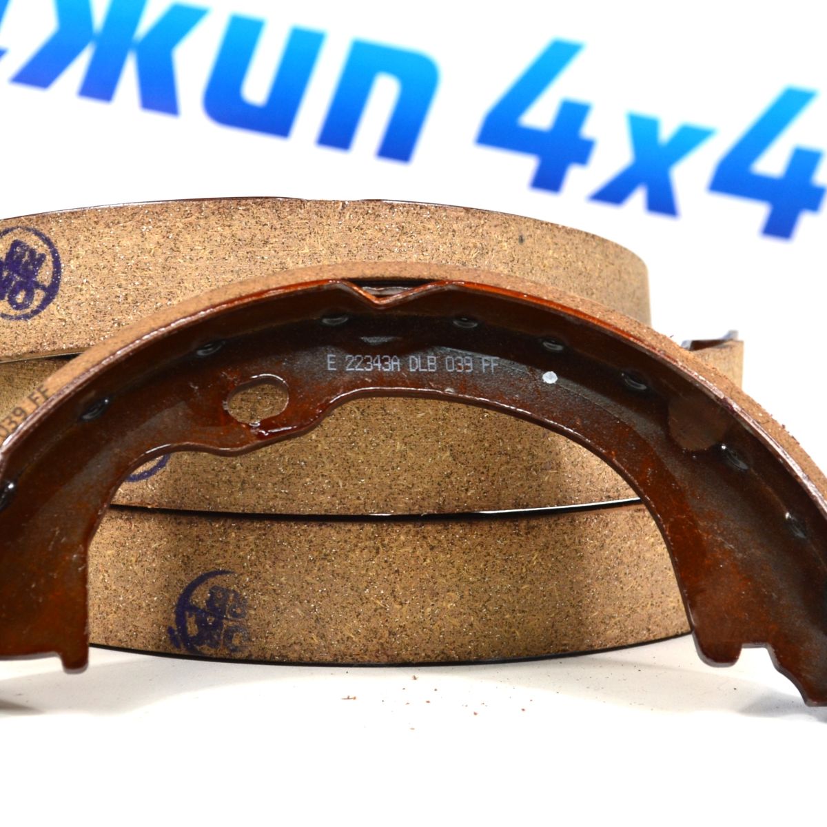 Колодки стояночного тормоза Jeep Wrangler JL/Jeep Wrangler JK/Jeep Cherokee KK/Dodge Nitro KA 68003589AA