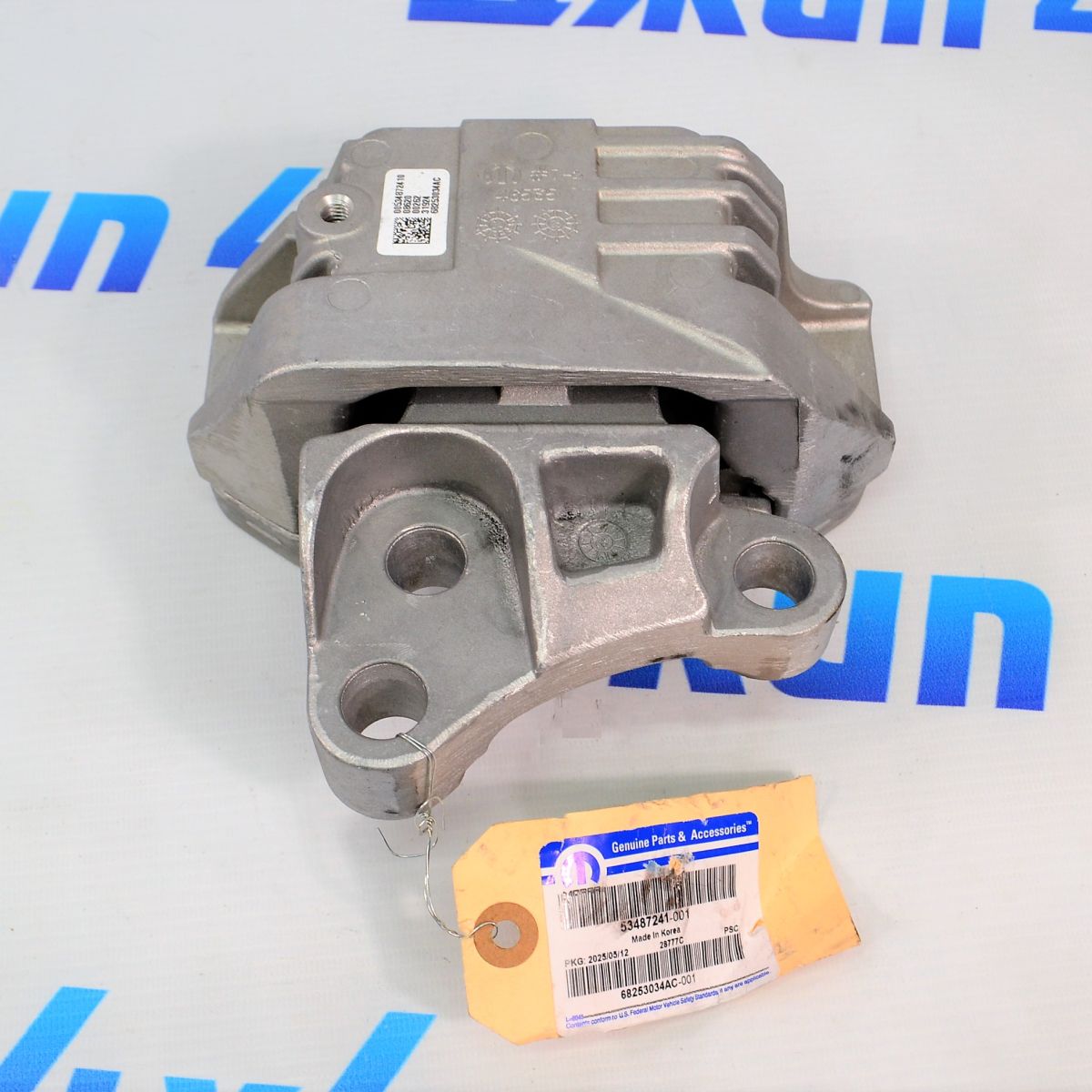 Опора двигателя левая Jeep Compass MP V2.4 68253034AC