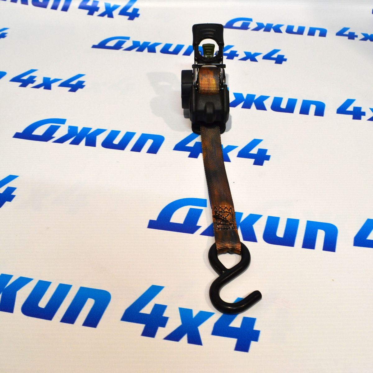 Самозатягивающийся стропа крепления груза в кузове 82209422AB