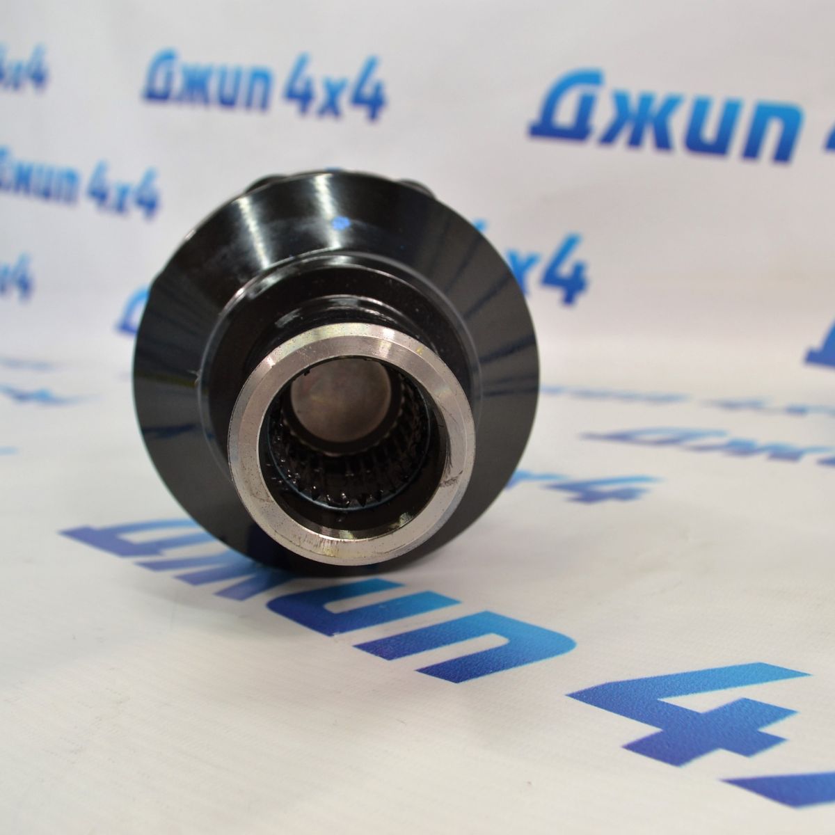 Привод передний Dodge Ram TRX (правый/левый) 68679812AA