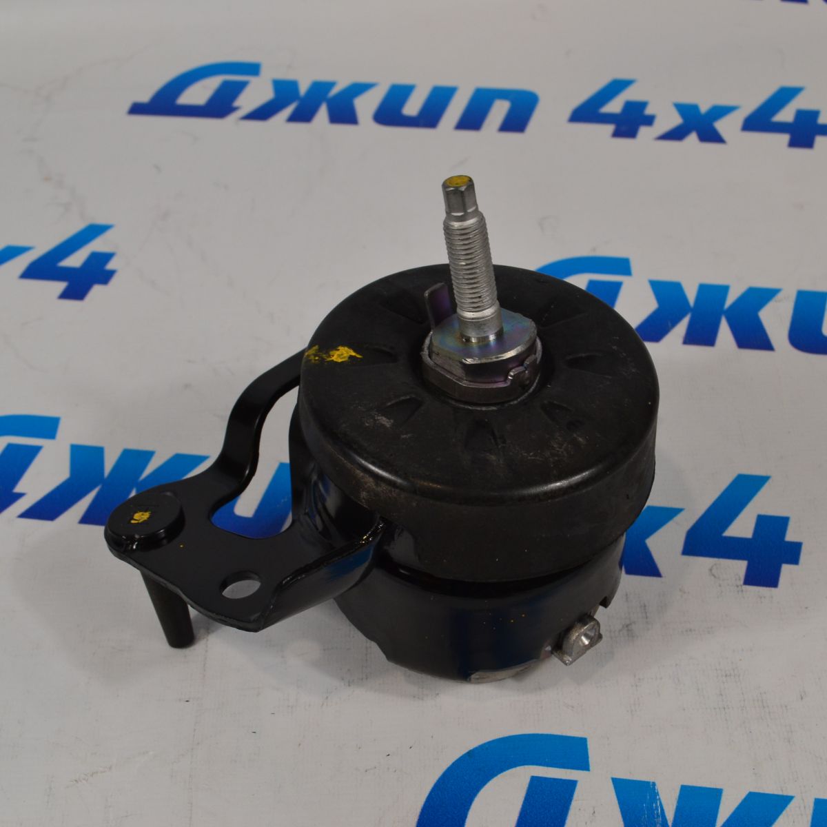 Опора двигателя правая Jeep Wrangler JL V2.0T 68271526AC