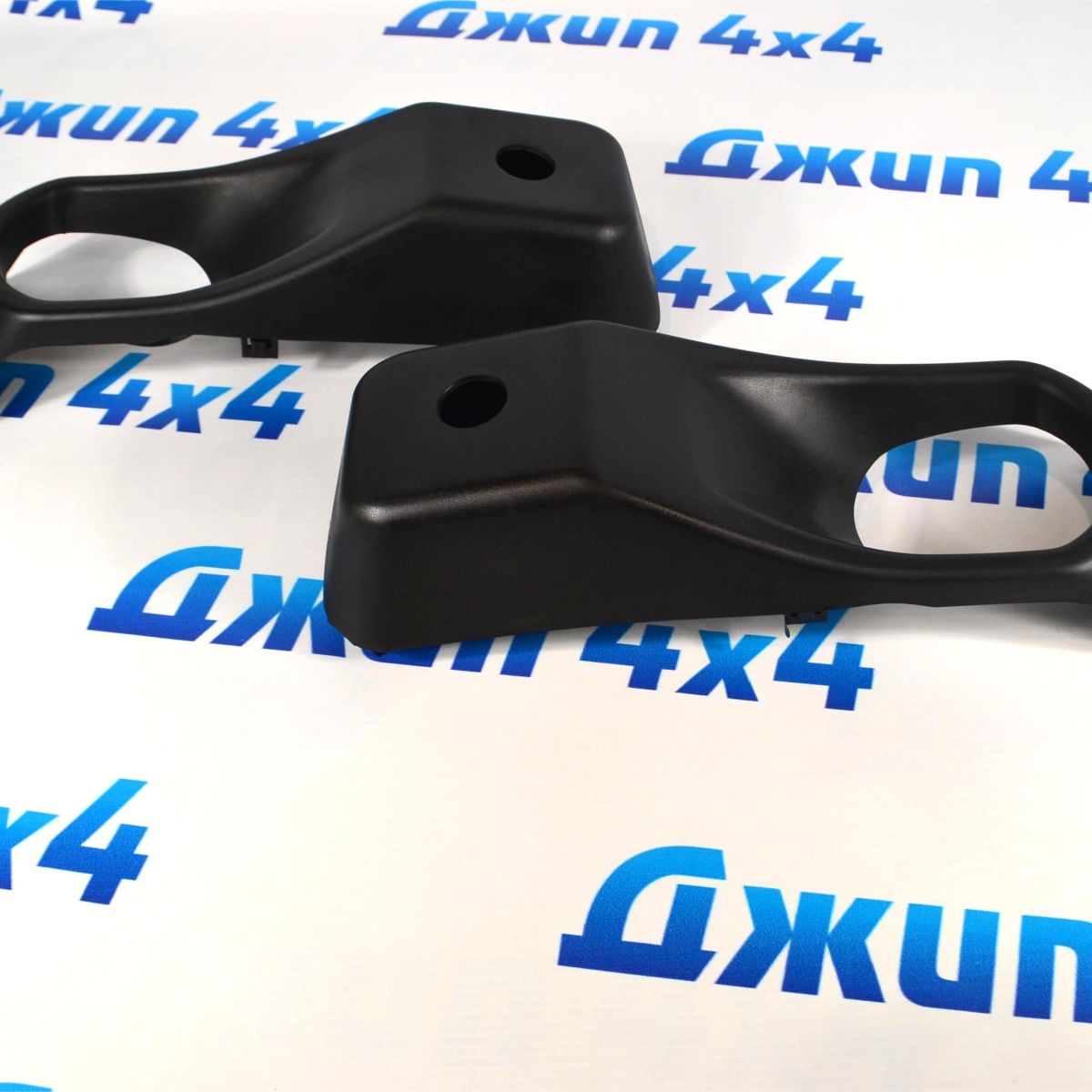 Накладка на противотуманные фары (комплект) Jeep Wrangler JL 68295559AA