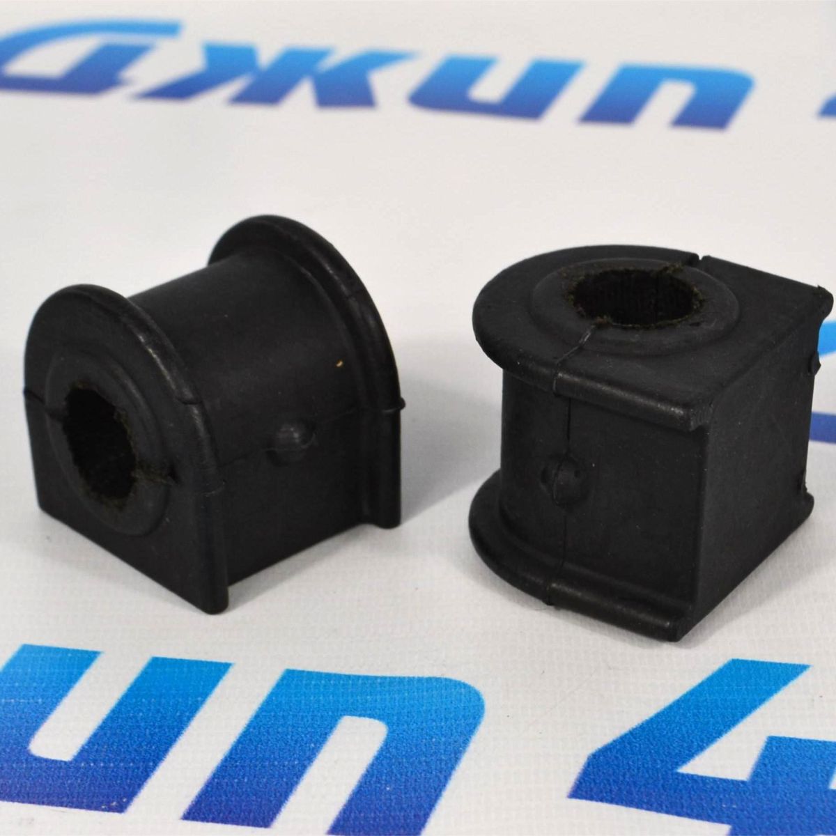 Втулка заднего стабилизатора Dodge Ram 1500/Dodge Nitro KA/Jeep Cherokee KK 52125391AC