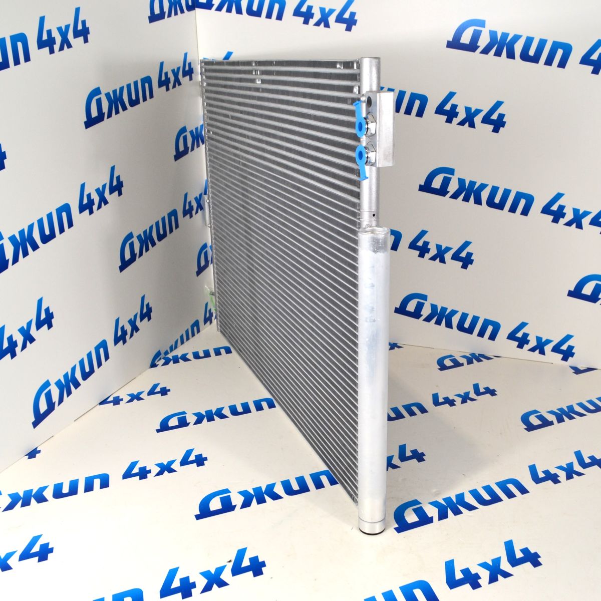 Радиатор кондиционера Jeep Grand Cherokee WK2/Dodge Durango WD 55038003AG