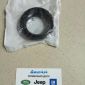 Сальник РКПП на передний карданный вал Dodge Ram DT/Jeep Wagoneer WS 68402162AA
