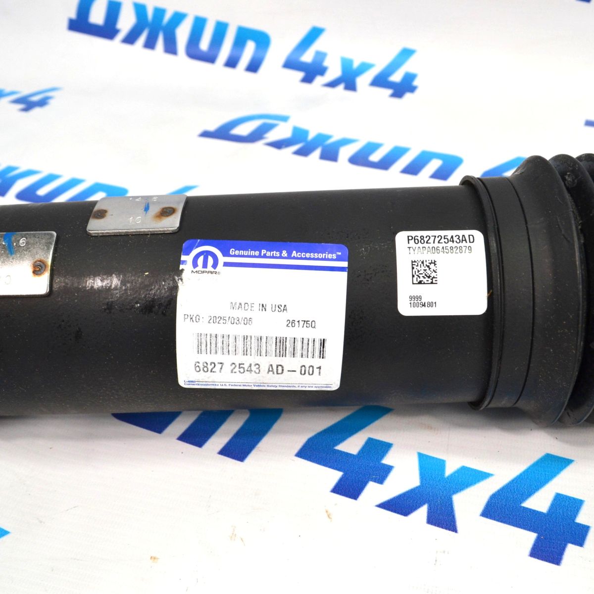 Карданный вал задний Jeep Wrangler JL 68272543AD