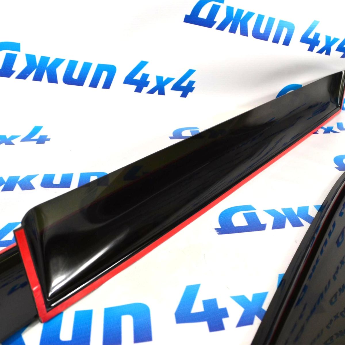 Дефлекторы окон Jeep Grand Cherokee WK2 (комплект) 82213118