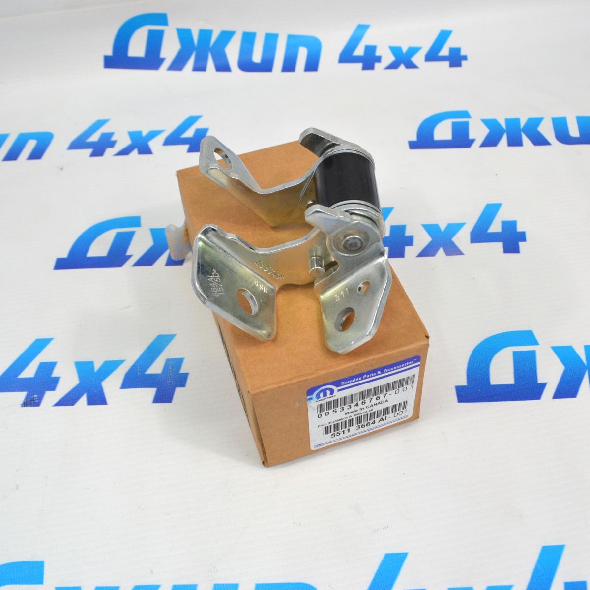 Петля передней/задней правой двери Jeep Grand Cherokee WK2 (нижняя) 55113664AI