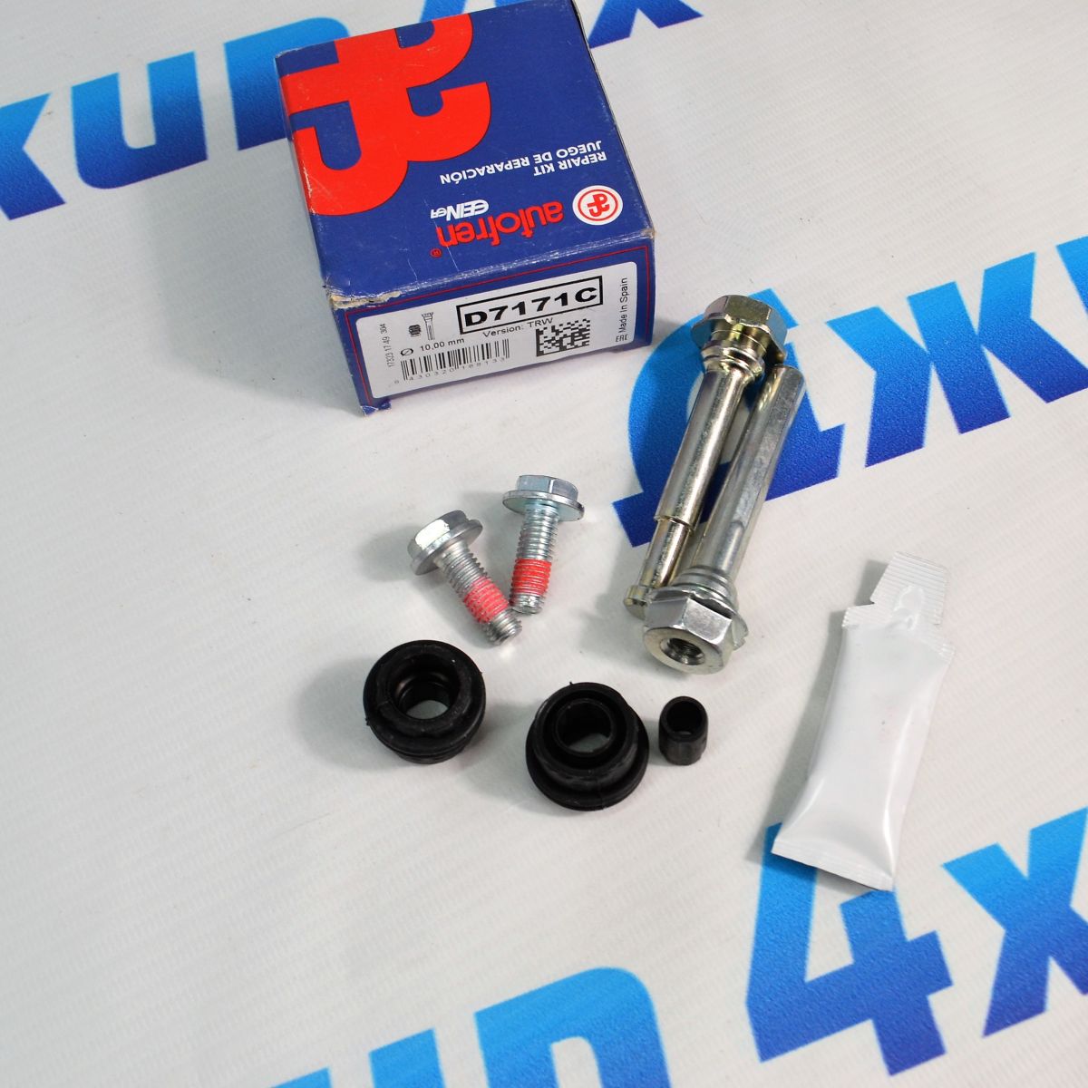 Направляющие заднего тормозного суппорта Land Rover Discovery L319/Range Rover Sport L320 LR025738