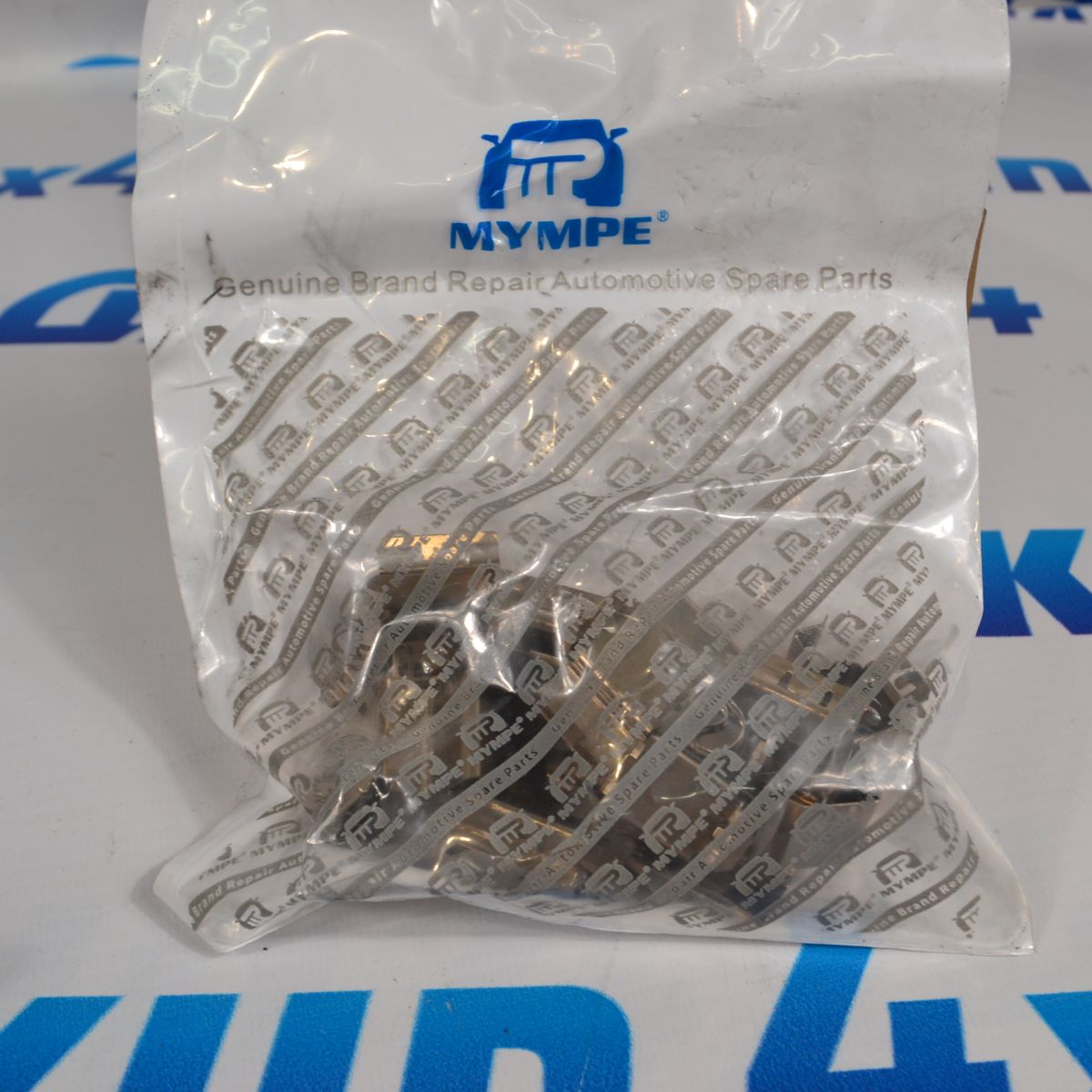 Колодки тормозные передние Jeep Wrangler JL MP260870AB