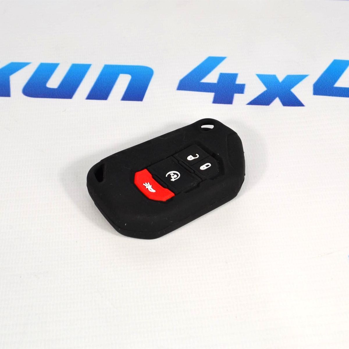 Чехол ключа зажигания Jeep Wrangler JL (резиновый) 68416787AD