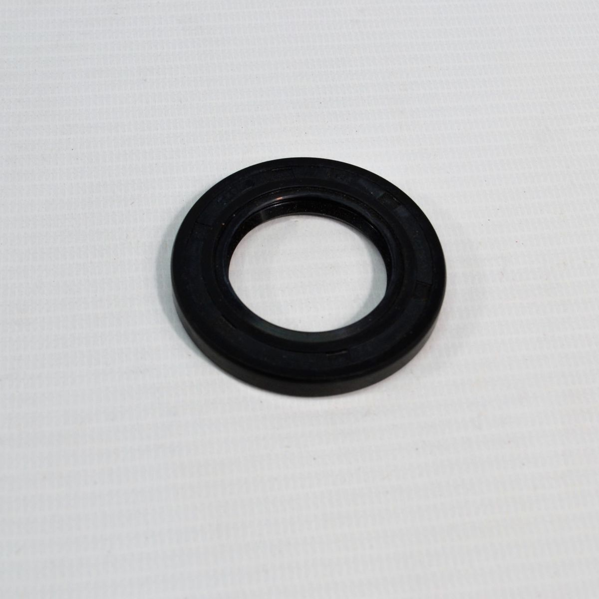 Сальник передней полуоси Chevrolet Blazer/GMC Jmmy 1983-1996 14039577