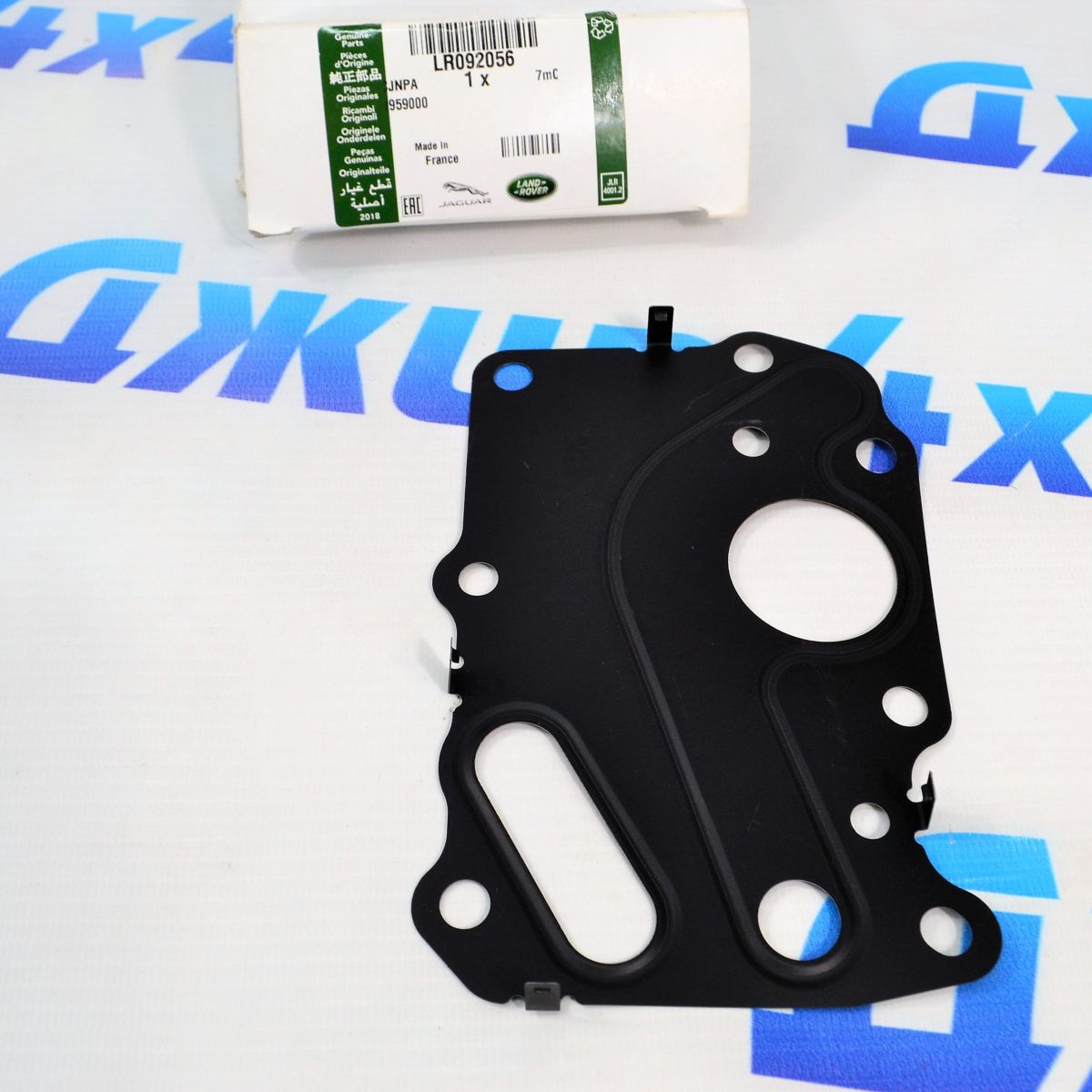 Прокладка масляного радиатора к блоку Land Rover Discovery/Range Rover/Jaguar V2.0T/V2.0TD LR092056
