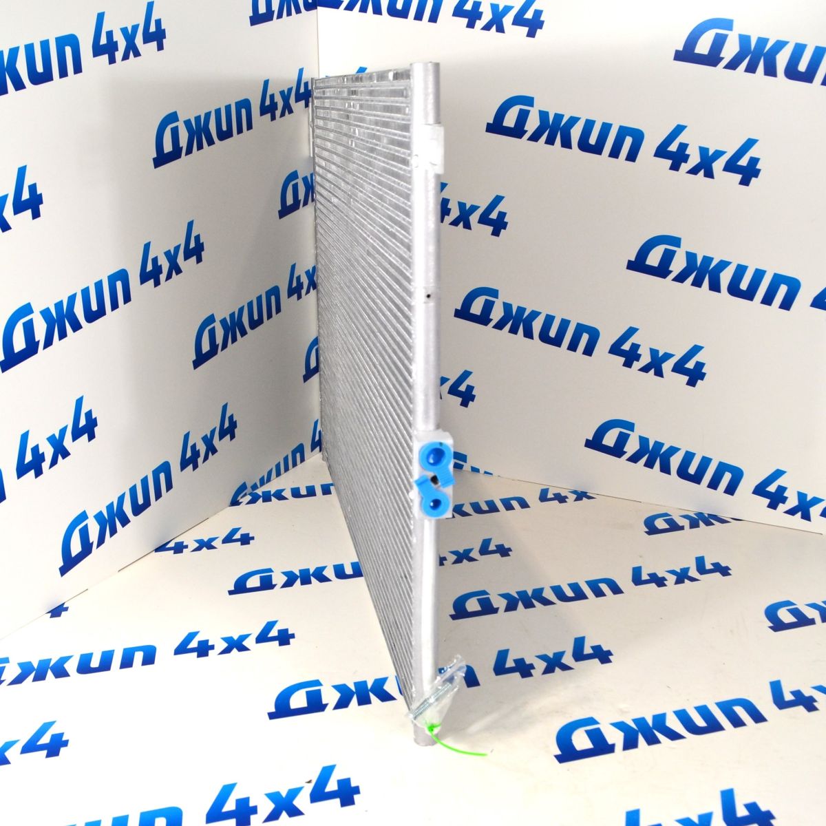 Радиатор кондиционера Jeep Grand Cherokee WK2/Dodge Durango WD 55038003AG