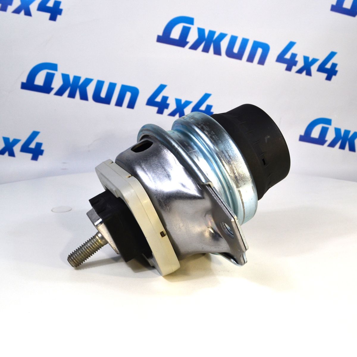Опора двигателя Land Rover Discovery L319/Range Rover Sport L320 V3.0TD LR014113