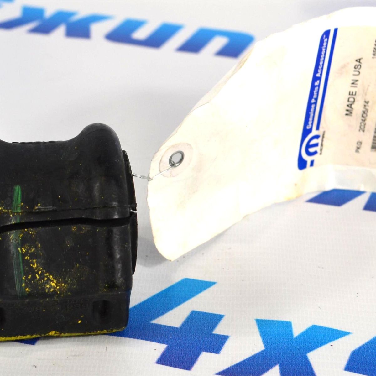 Втулка переднего стабилизатора Jeep Wrangler JL/Jeep Gladiator JT 2019-2023 68251384AB