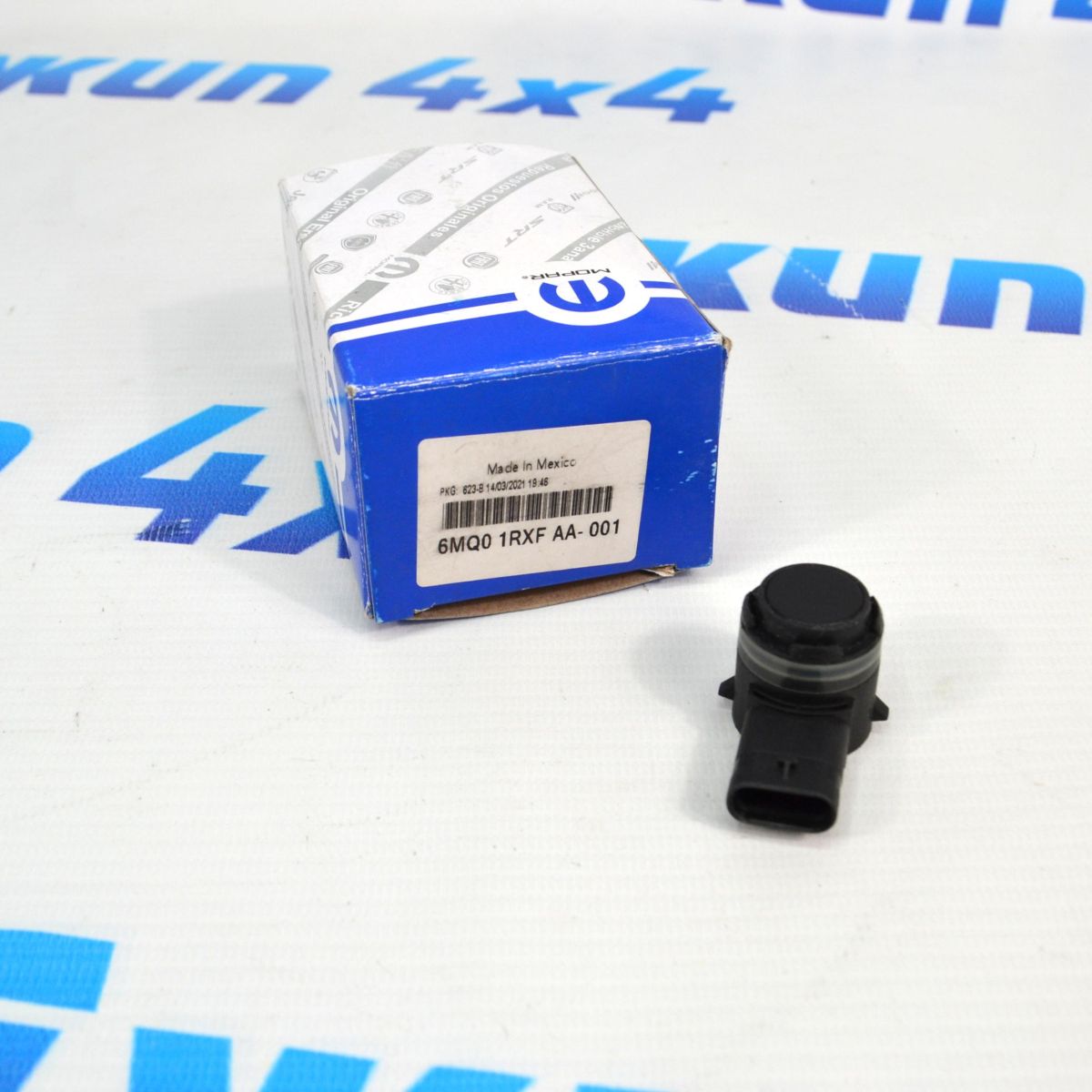 Датчик парковки Jeep Wrangler JL 6MQ01RXFAA