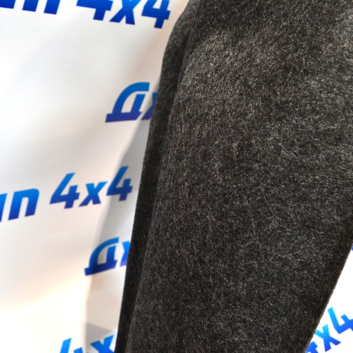 Подкрылок задний левый Jeep Grand Cherokee WK2 (войлок) 57010711AK