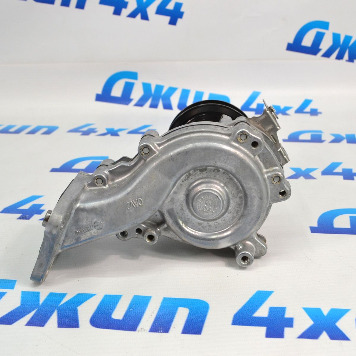 Помпа системы охлаждения Jeep Grand Cherokee WL 4XE 05048709AH
