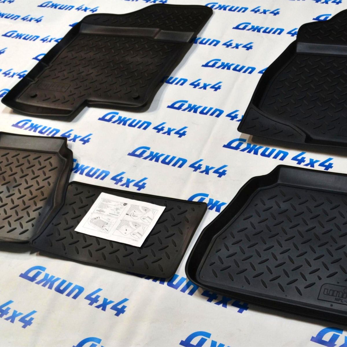 Ковры в салон Cadillac Escalade/Chevrolet Tahoe 2007-2013 (комплект) NPLPO1031