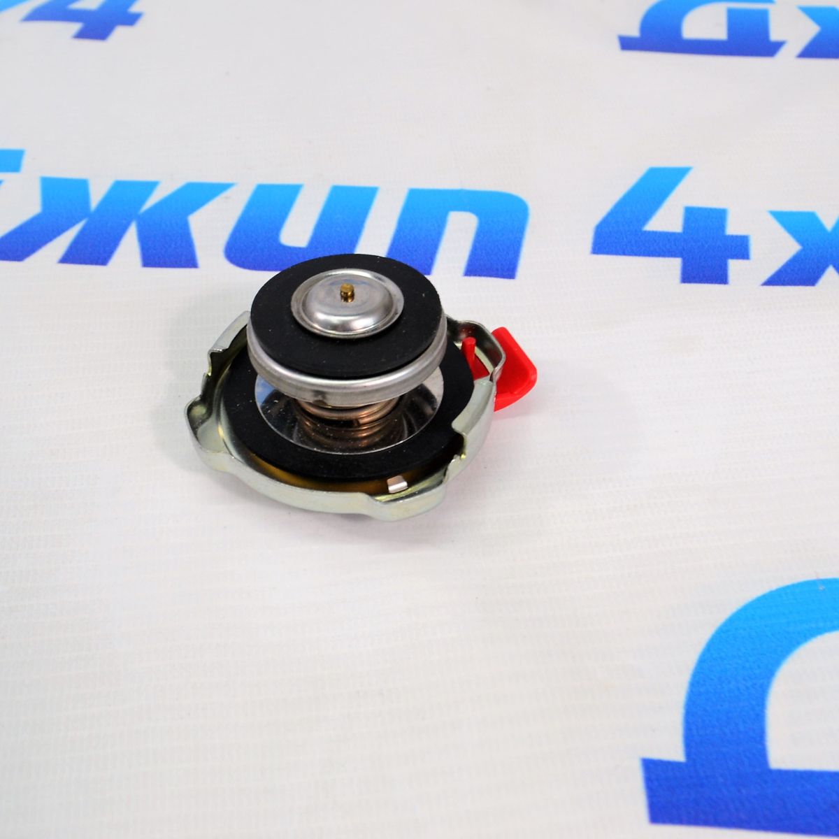 Крышка расширительного бачка радиатора Jeep Grand Cherokee 18 PSI 52028974AA
