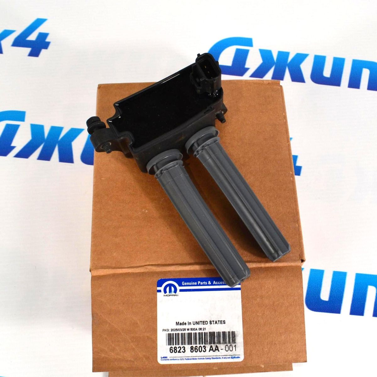 Катушка зажигания Dodge Ram 1500 V5.7 Hemi/Jeep Grand Cherokee WK2 V5.7 Hemi/6.4 Hemi 68238603AA