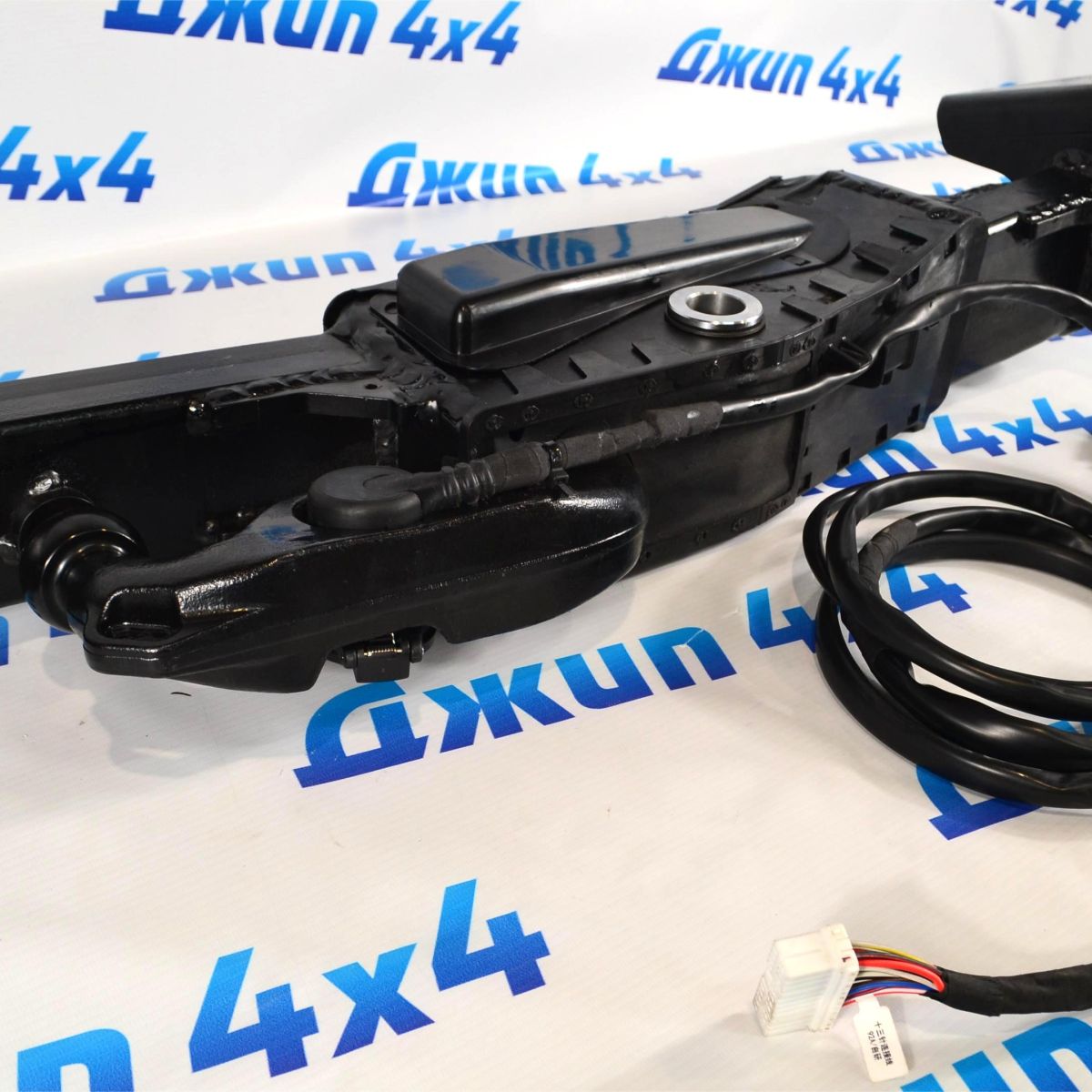 Выдвижной электрический фаркоп Land Rover Range Rover 2017-2022 VPLGT0081