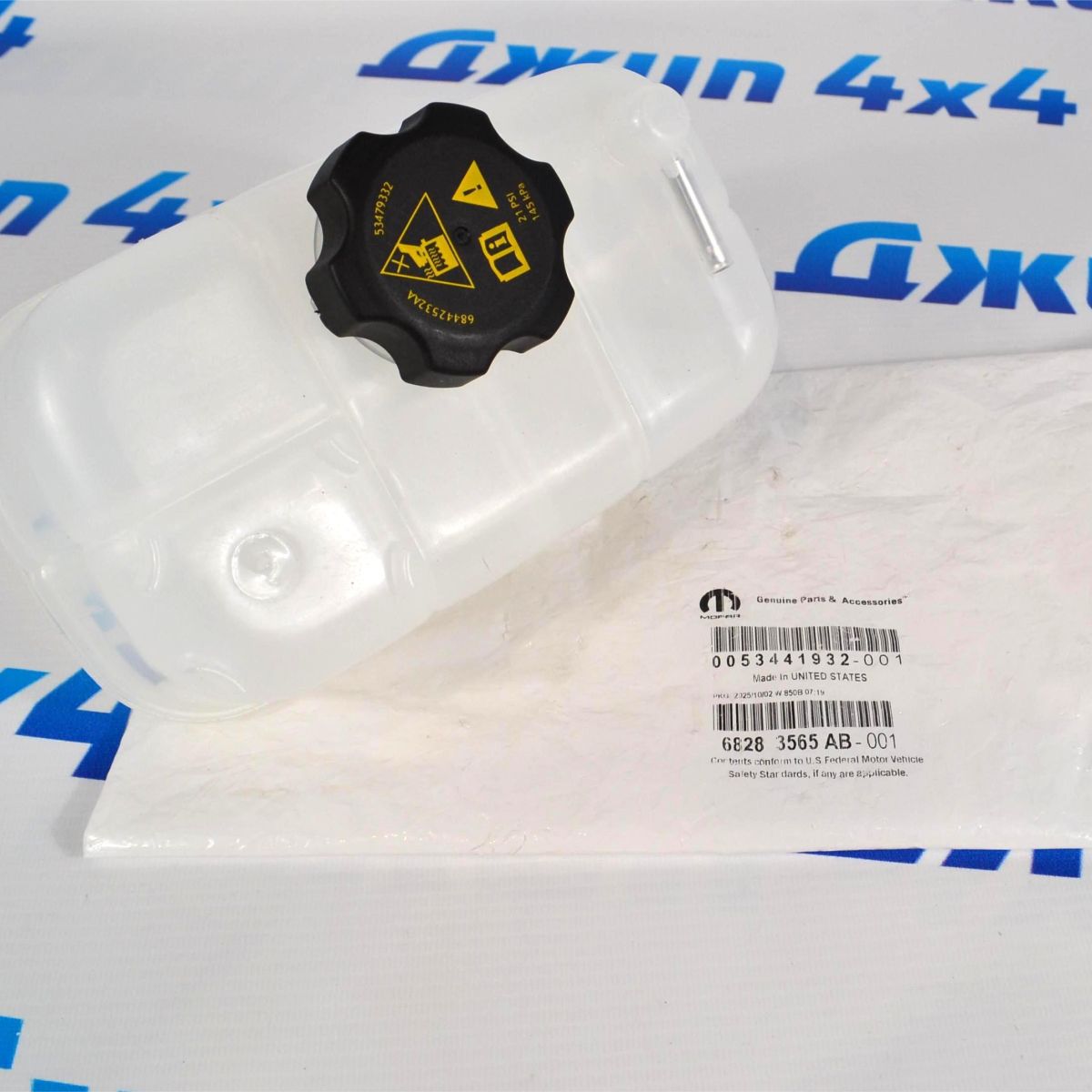 Бачок расширительный Jeep Wrangler JL/Jeep Gladiator V3.0/3.6 68283565AB